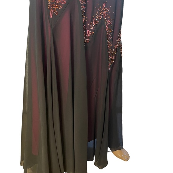 X scape Black Mesh beaded strappy fitted maxi gown size 6 - Picture 6 of 13